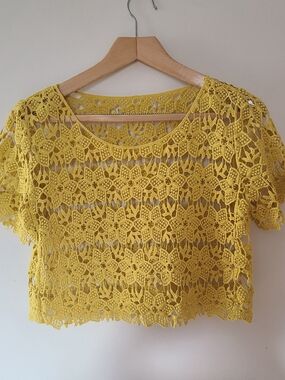 Yellow Crochet Short Sleeve Women's Top